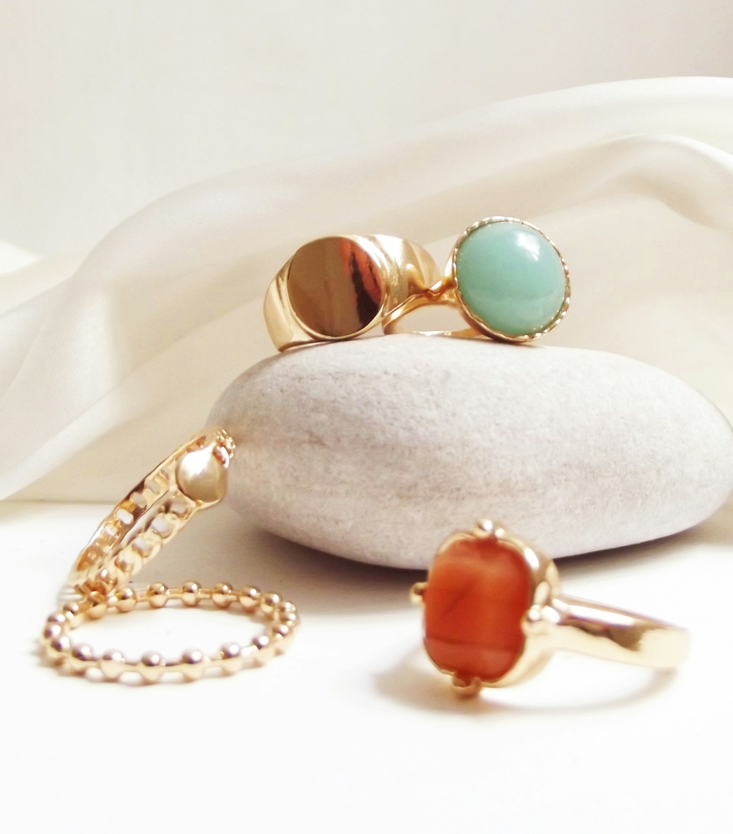 Jak wybierać dodatki do domu z żywicy epoksydowej